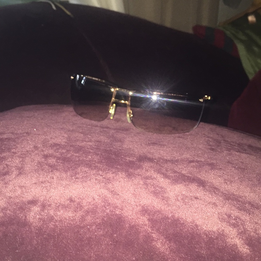 Gucci sunglasses with case